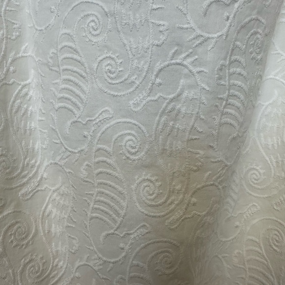 Hatley White Sleeveless Shift Dress size 10 with Textured Sea Horse Pattern - Picture 3 of 5